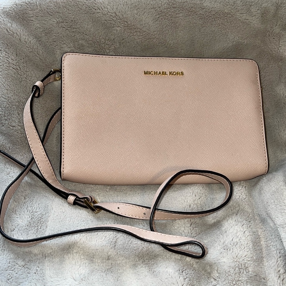 Michael Kors crossbody